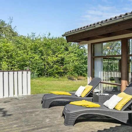 Leevi - 150m From The Sea By Interhome
